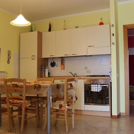 דירות גאמבאסי Casa Arcobaleno On Via Francigena מראה חיצוני תמונה